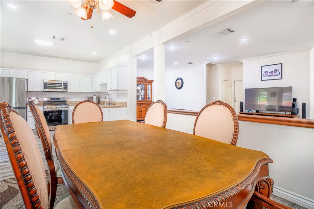 12385 Osborne Street, Unit 2 Pacoima, CA 91331 - Photo 21 of 60