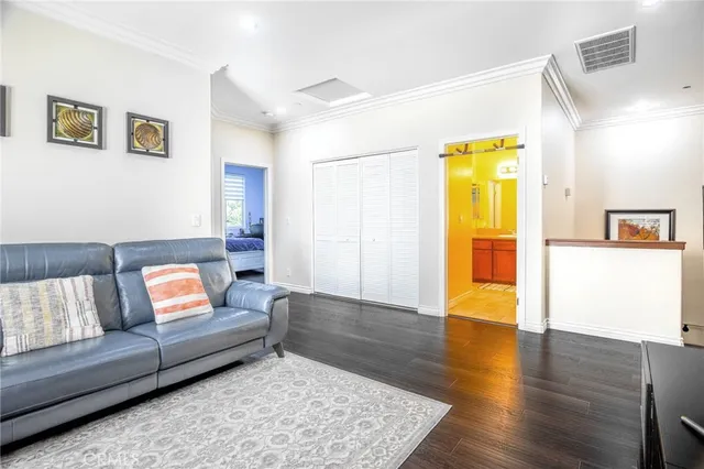 $690,000 | 12385 Osborne Street, Unit 2, Pacoima, CA 91331