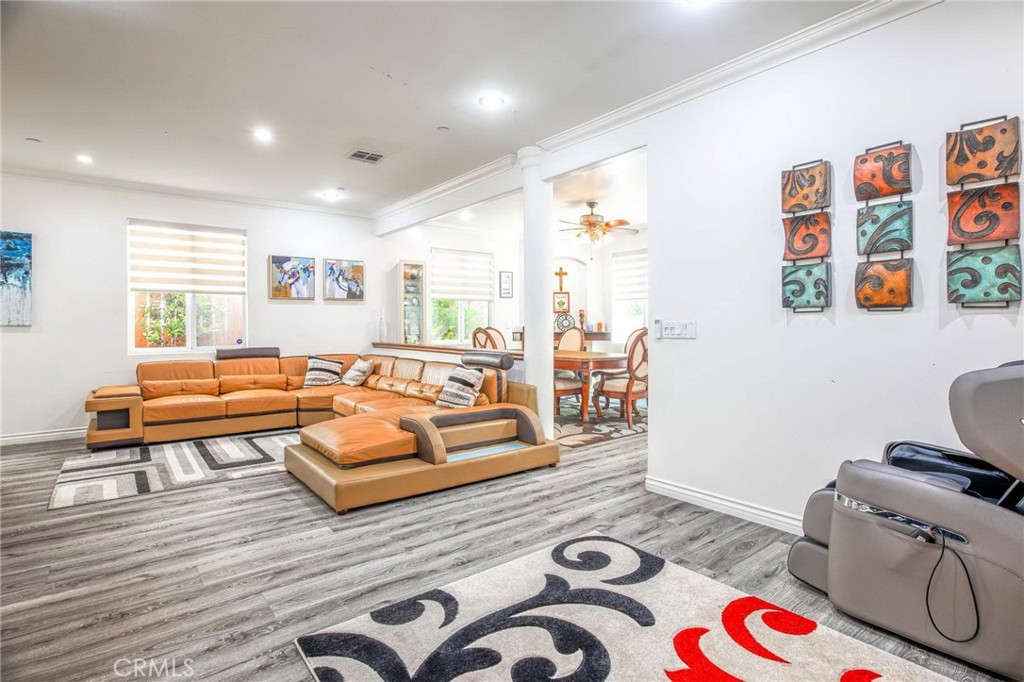 12385 Osborne Street, Unit 2 Pacoima, CA 91331 - Photo 10 of 60