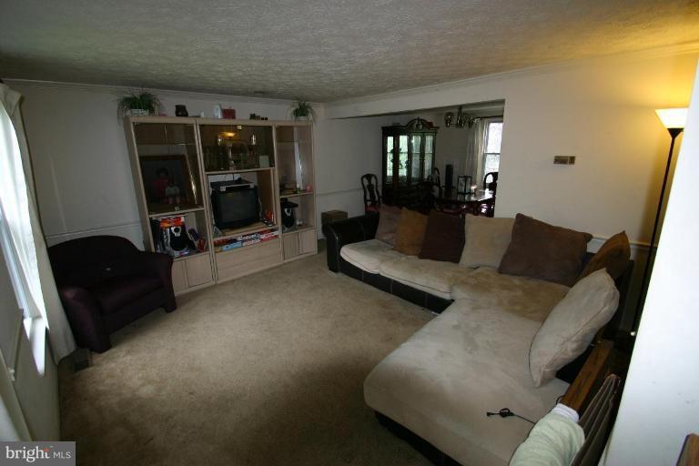 1345 Cavendish Drive Silver Spring, MD 20905 - Photo 14 of 23 Living Room