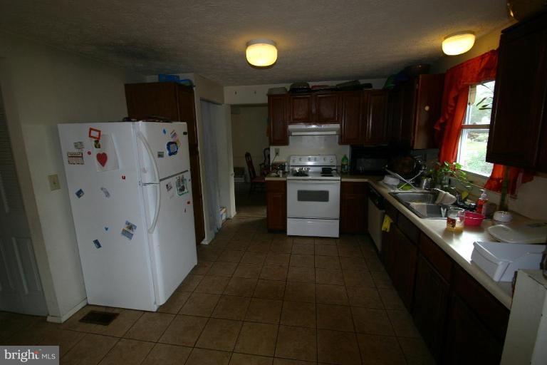 1345 Cavendish Drive Silver Spring, MD 20905 - Photo 18 of 23 Kitchen #2