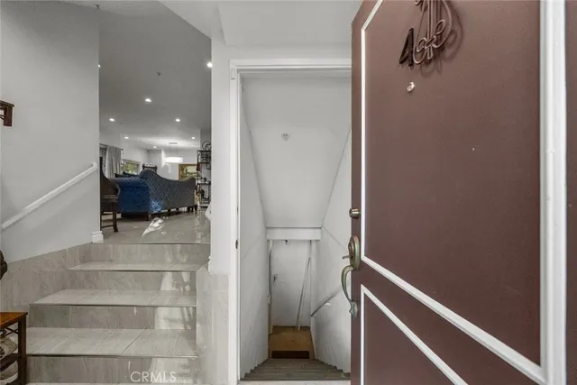 $997,000 | 1245 Grandview Avenue, Unit 4, Glendale, CA 91201