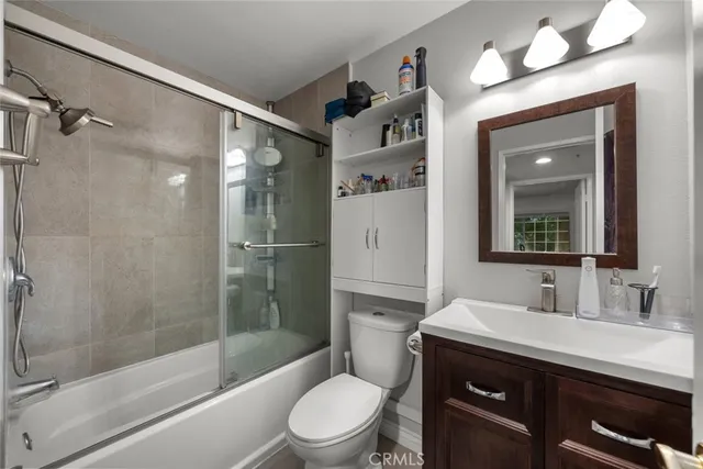 $997,000 | 1245 Grandview Avenue, Unit 4, Glendale, CA 91201