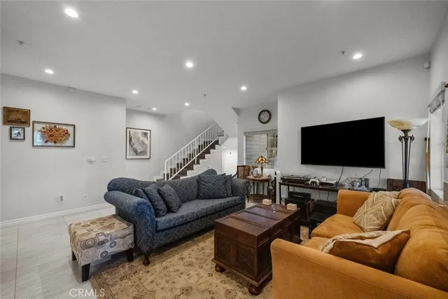 $997,000 | 1245 Grandview Avenue, Unit 4, Glendale, CA 91201