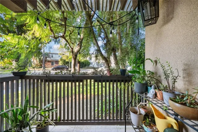 $997,000 | 1245 Grandview Avenue, Unit 4, Glendale, CA 91201