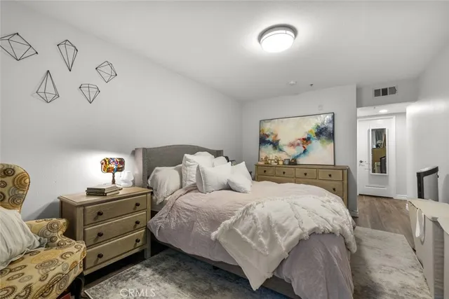 $997,000 | 1245 Grandview Avenue, Unit 4, Glendale, CA 91201