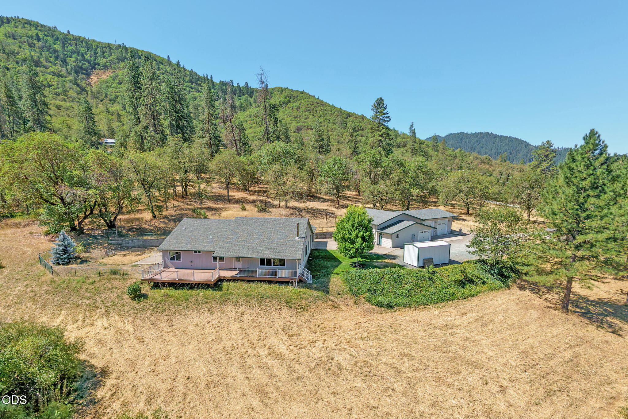 620 Wards Creek Road Rogue River, OR 97537 - Photo 49 of 52