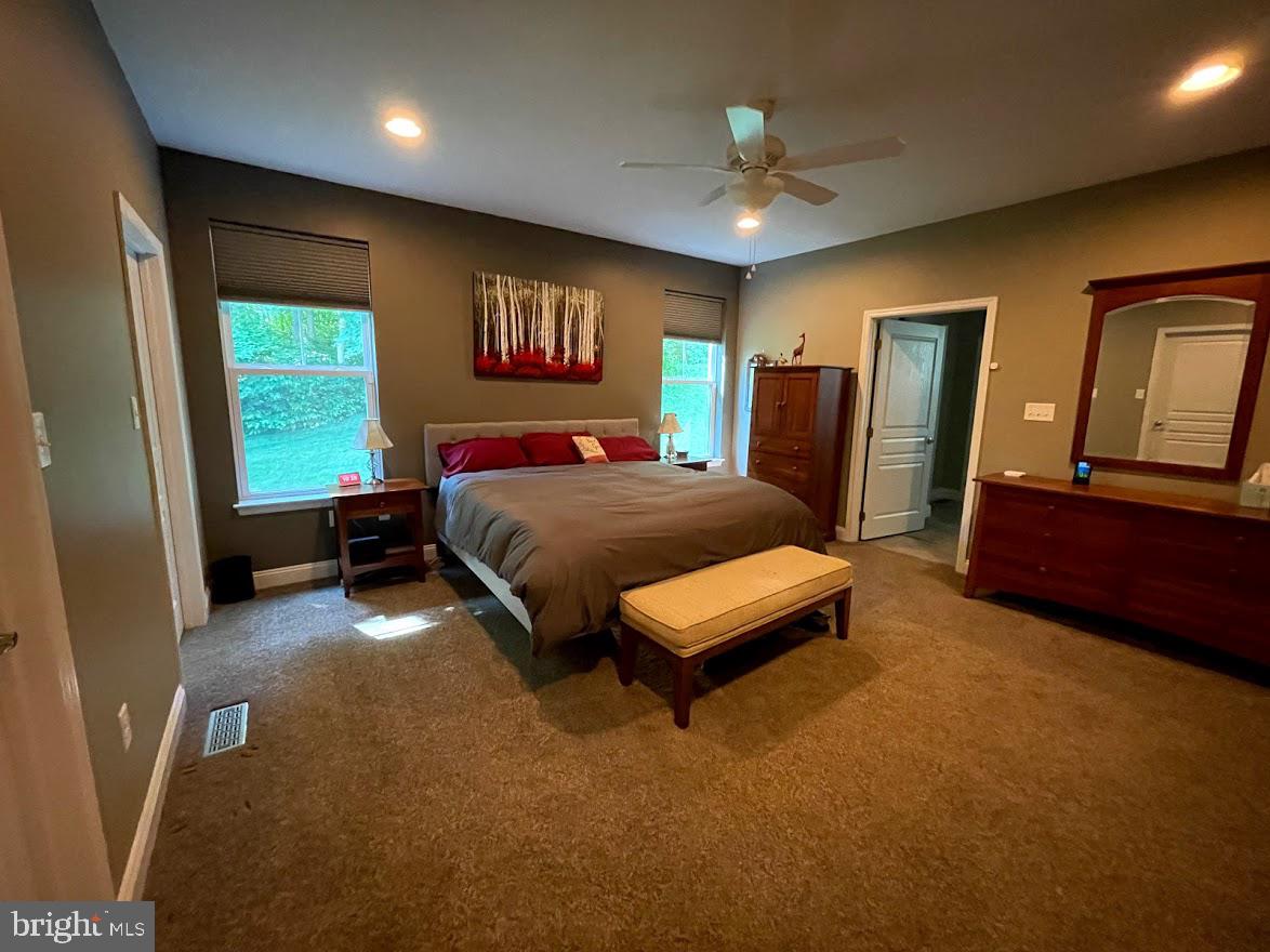 217 Chapel Hill Road Reading, PA 19608 - Photo 21 of 36