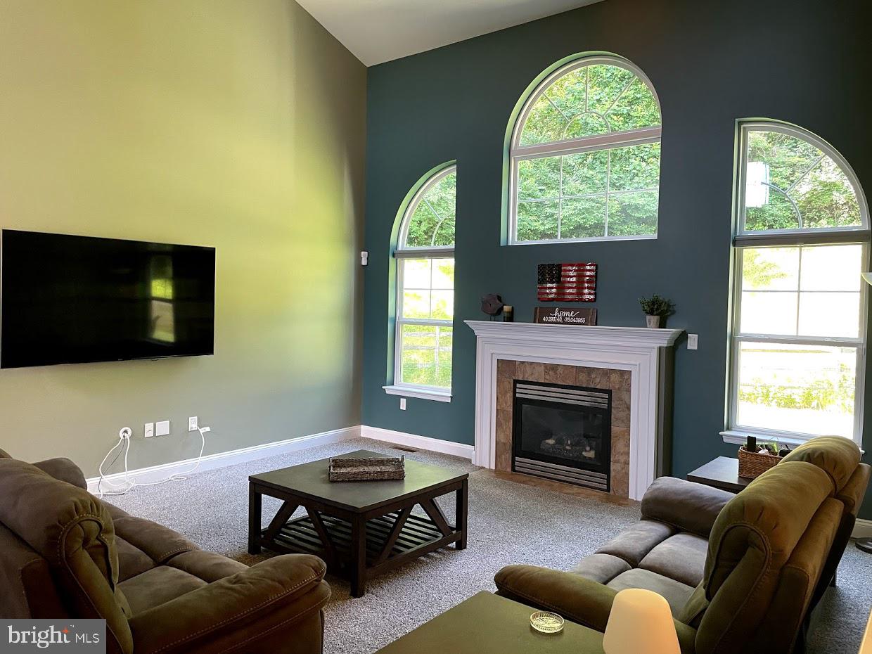 217 Chapel Hill Road Reading, PA 19608 - Photo 6 of 36