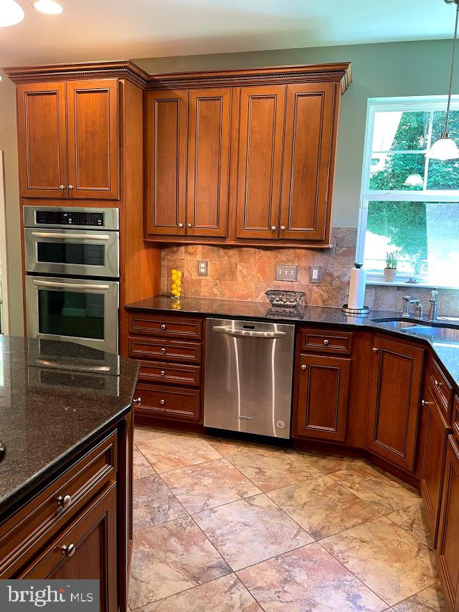 217 Chapel Hill Road Reading, PA 19608 - Photo 10 of 36