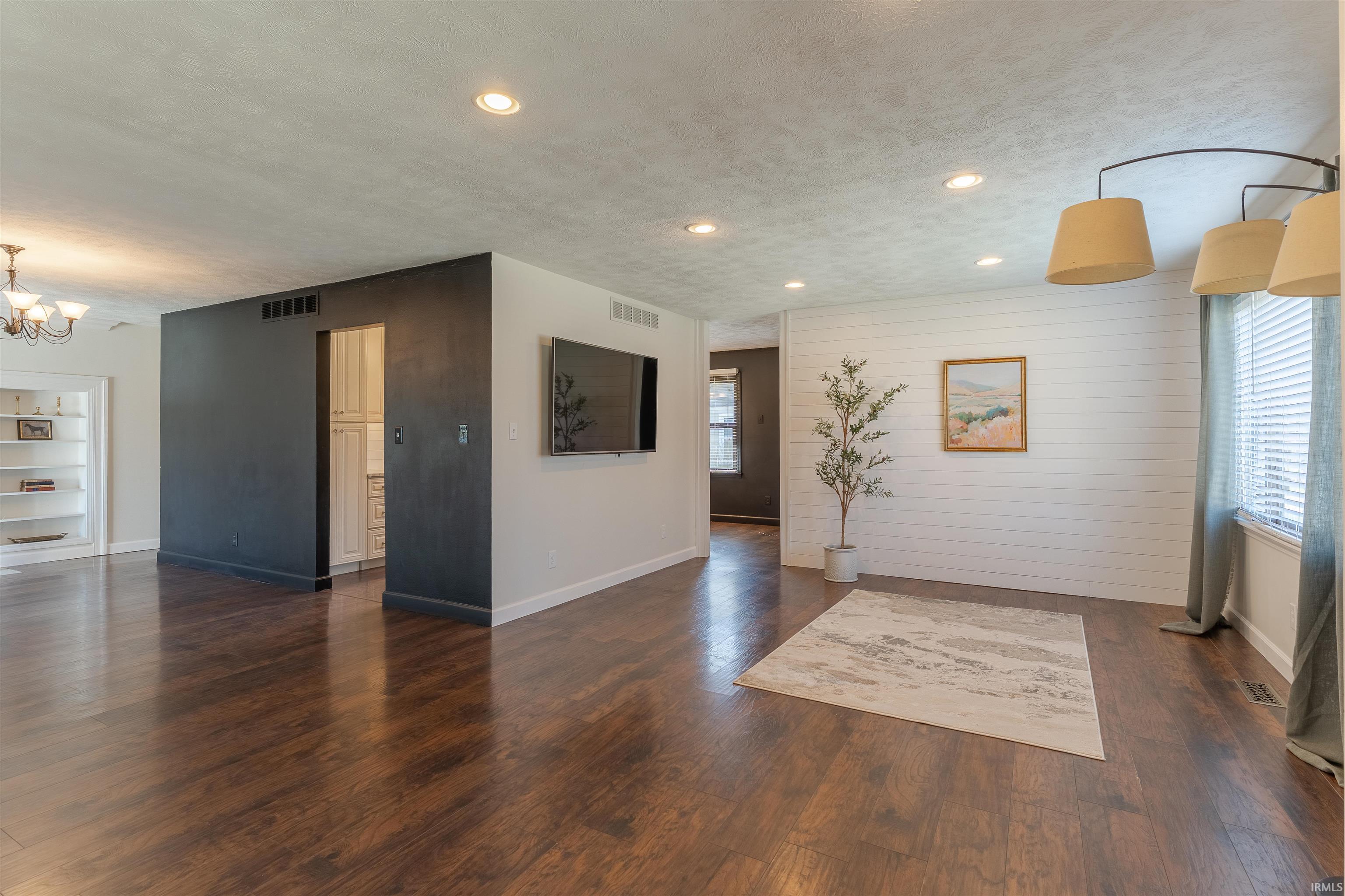 1188 Russell Road Chandler, IN 47610 - Photo 5 of 32