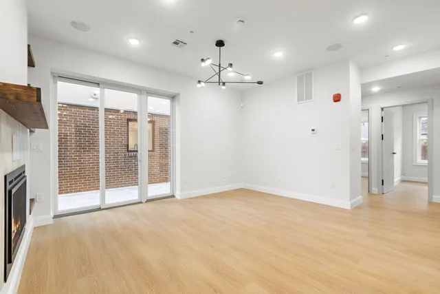 $829,000 | 192 Cambridge Avenue, Unit 1, Jersey City, NJ 07307