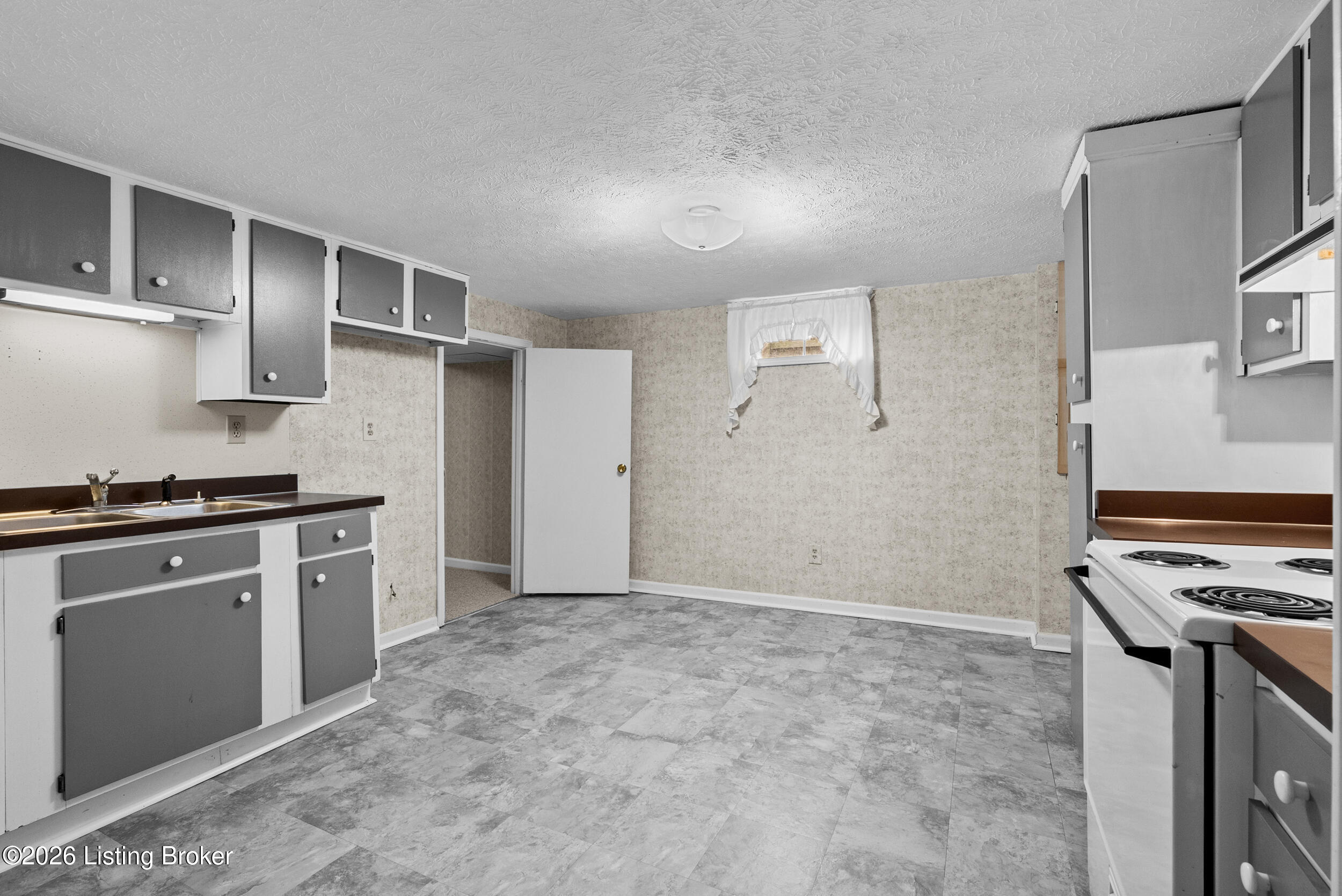 7100 Chippenham Road Louisville, KY 40222 - Photo 54 of 67 dsc06262