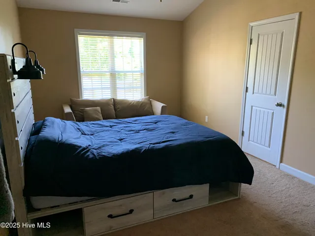 $1,950 | 500 North Dyson Street, Holly Ridge, NC 28445