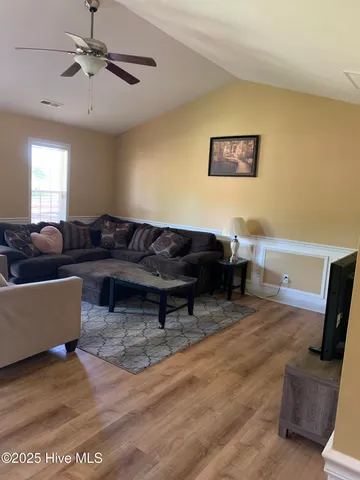 $1,950 | 500 North Dyson Street, Holly Ridge, NC 28445