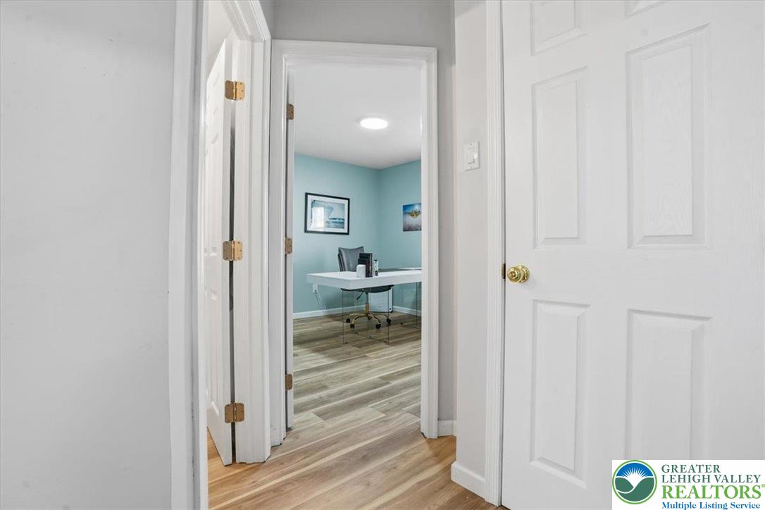 1647 4th Street Bethlehem, PA 18020 - Photo 25 of 54 Hall