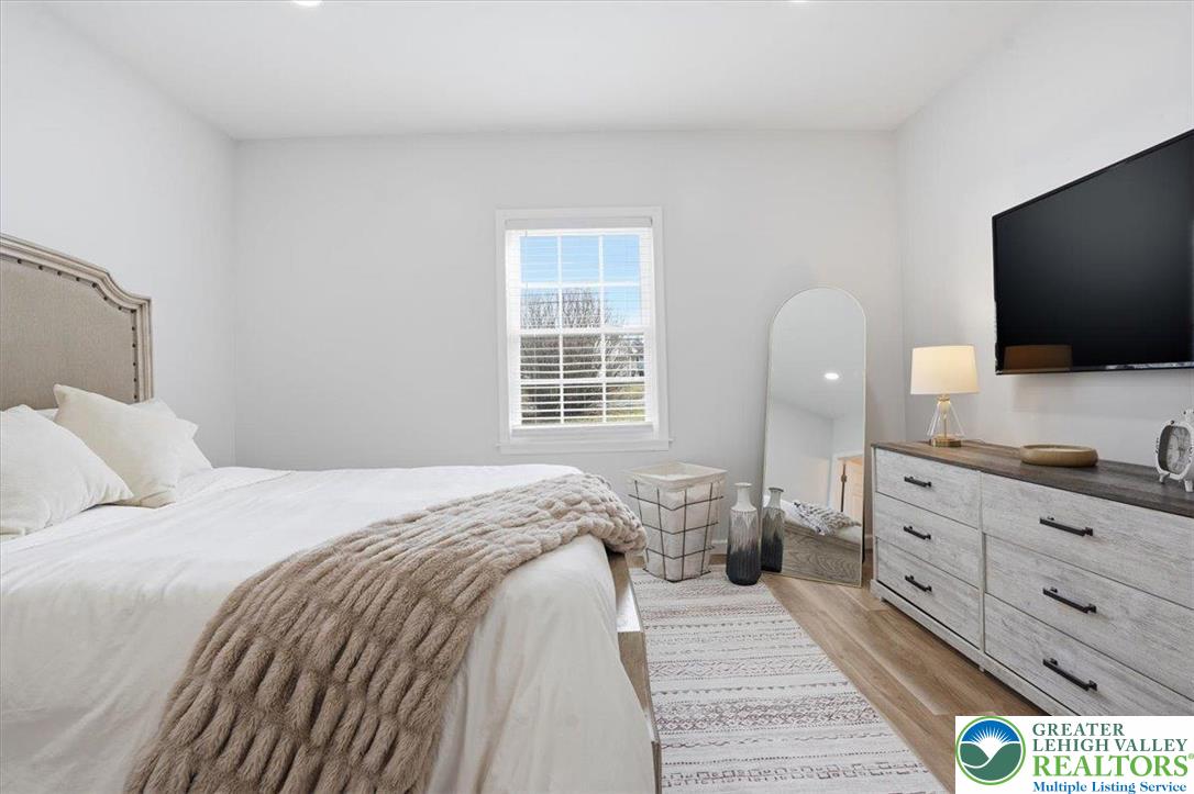 1647 4th Street Bethlehem, PA 18020 - Photo 27 of 54 Bedroom 1
