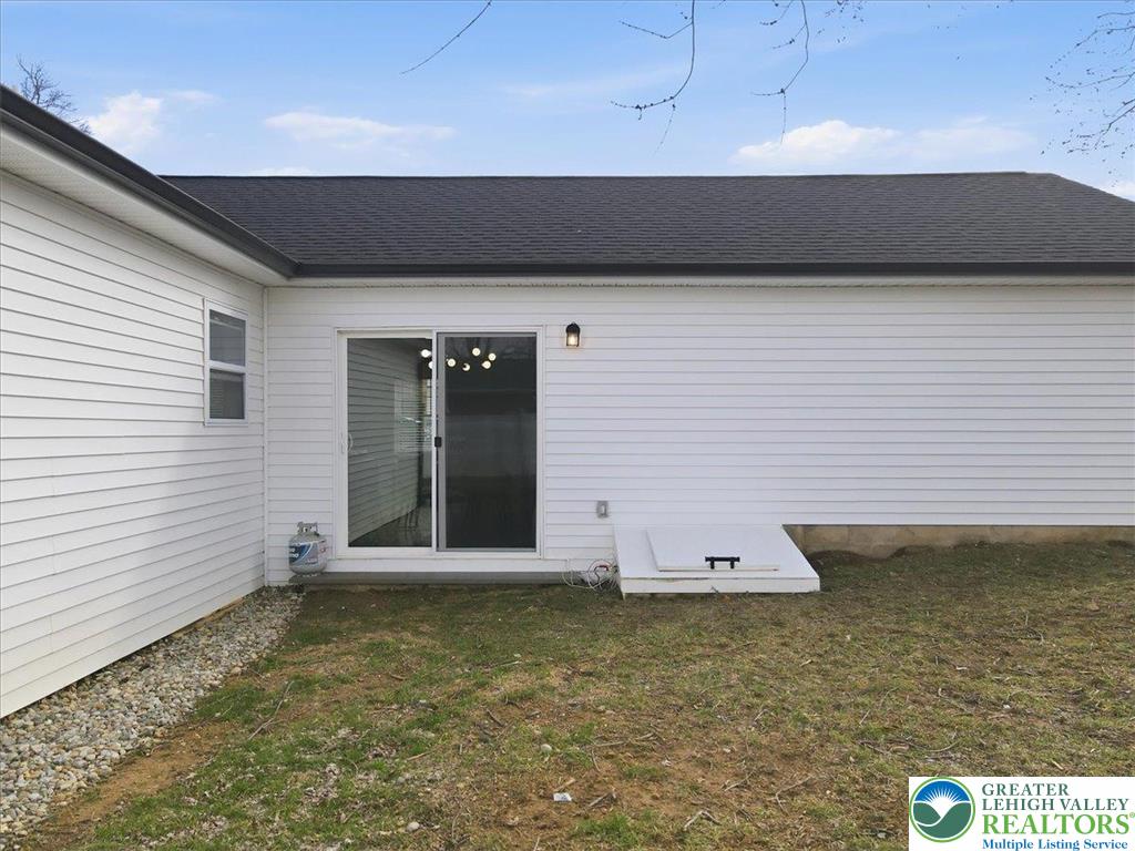 1647 4th Street Bethlehem, PA 18020 - Photo 44 of 54 Back Yard