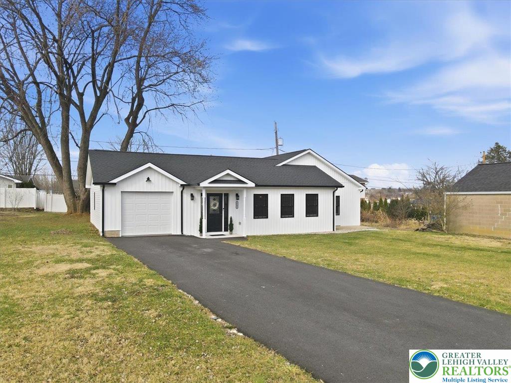 1647 4th Street Bethlehem, PA 18020 - Photo 48 of 54 Front View