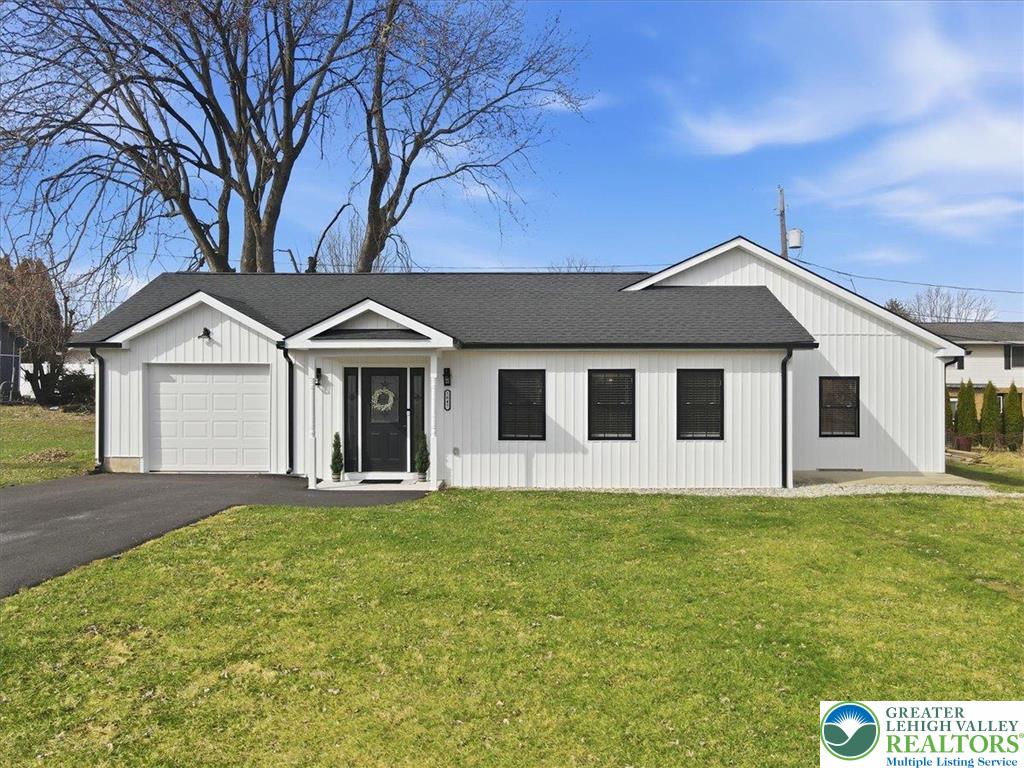 1647 4th Street Bethlehem, PA 18020 - Photo 49 of 54 Front View