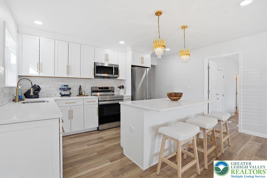 1647 4th Street Bethlehem, PA 18020 - Photo 5 of 54 Kitchen
