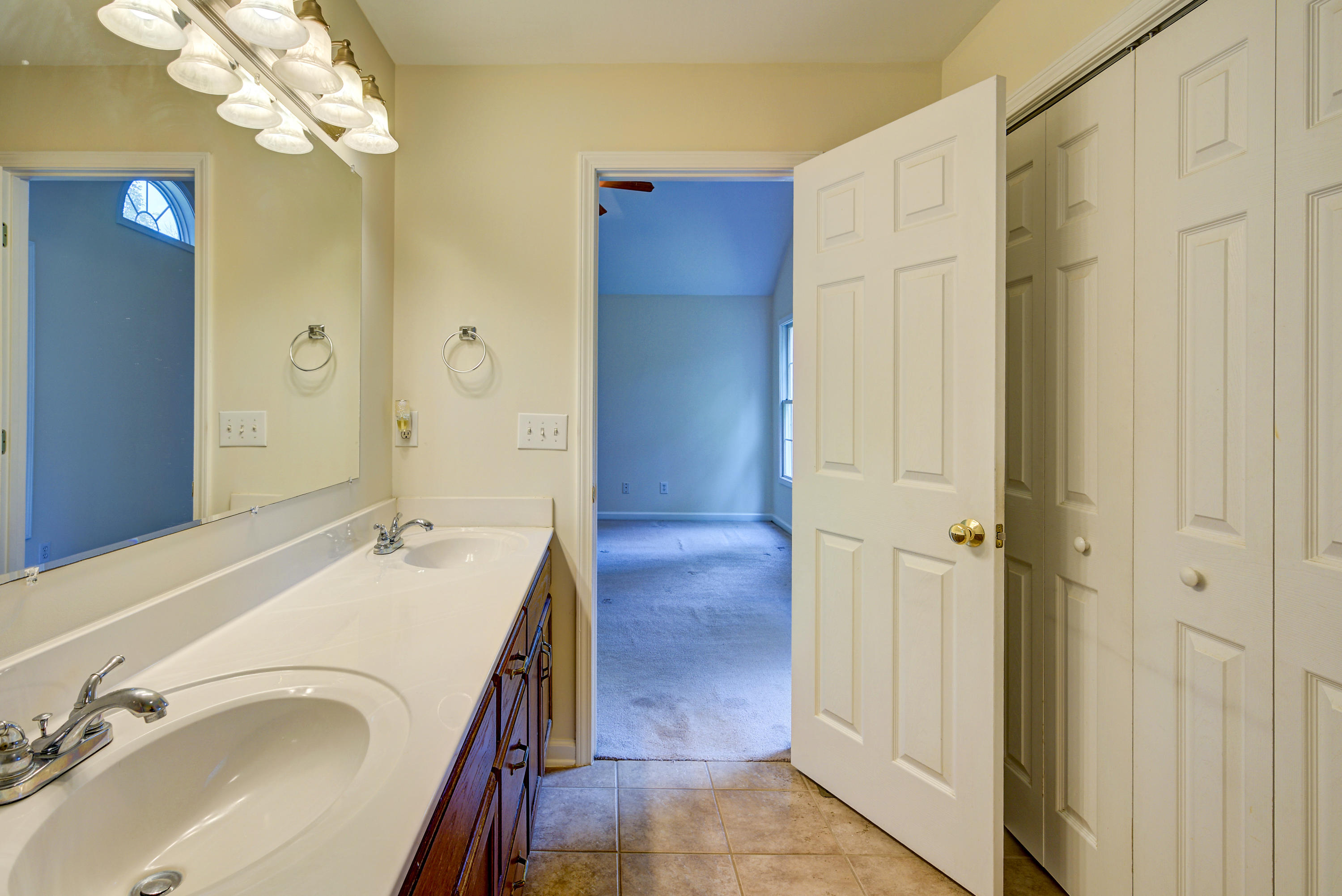 181 Cedar Point Road Johnson City, TN 37601 - Photo 22 of 41 Cedar--17