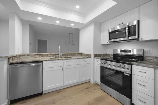 $255,500 | 2721 Countryside Boulevard, Unit 105, Clearwater, FL 33761