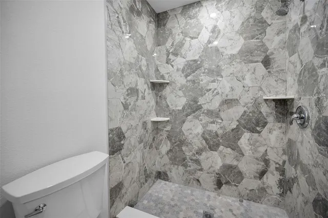 $255,500 | 2721 Countryside Boulevard, Unit 105, Clearwater, FL 33761