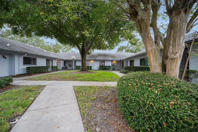 $255,500 | 2721 Countryside Boulevard, Unit 105, Clearwater, FL 33761