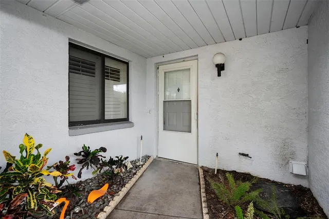 $255,500 | 2721 Countryside Boulevard, Unit 105, Clearwater, FL 33761