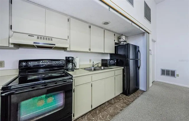 $255,500 | 2721 Countryside Boulevard, Unit 105, Clearwater, FL 33761