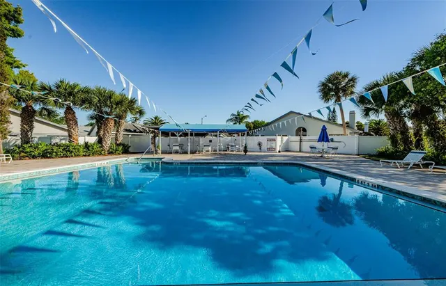 $255,500 | 2721 Countryside Boulevard, Unit 105, Clearwater, FL 33761