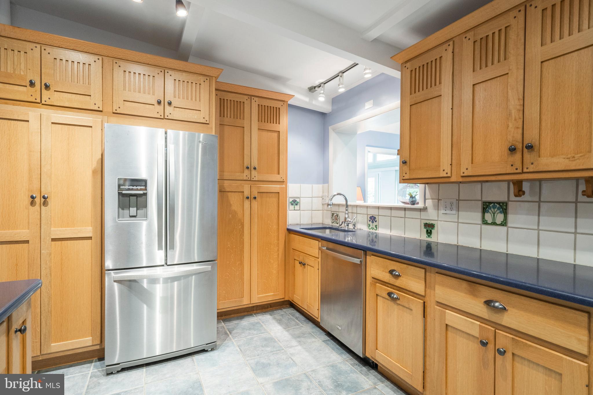 489 Woodhill Road Wayne, PA 19087 - Photo 15 of 48