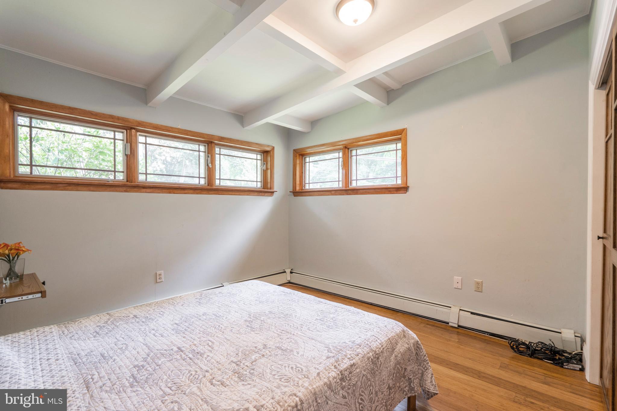 489 Woodhill Road Wayne, PA 19087 - Photo 29 of 48 Bedroom 2 with Murphy Bed