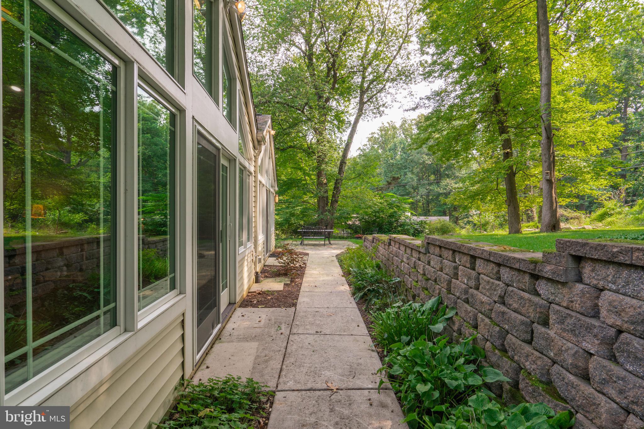 489 Woodhill Road Wayne, PA 19087 - Photo 40 of 48
