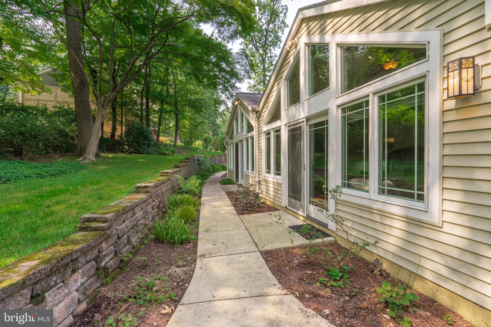 489 Woodhill Road Wayne, PA 19087 - Photo 41 of 48