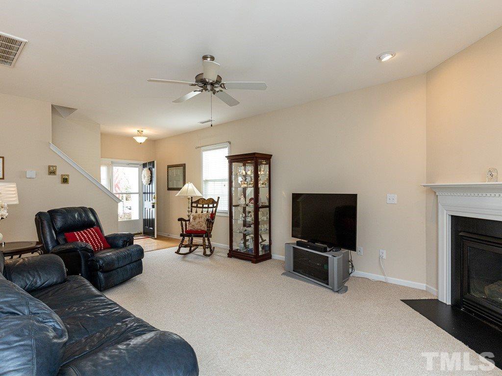323 Inkster Cove Raleigh, NC 27603 - Photo 12 of 30