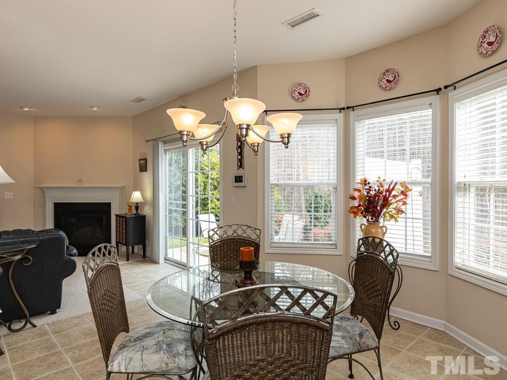 323 Inkster Cove Raleigh, NC 27603 - Photo 8 of 30