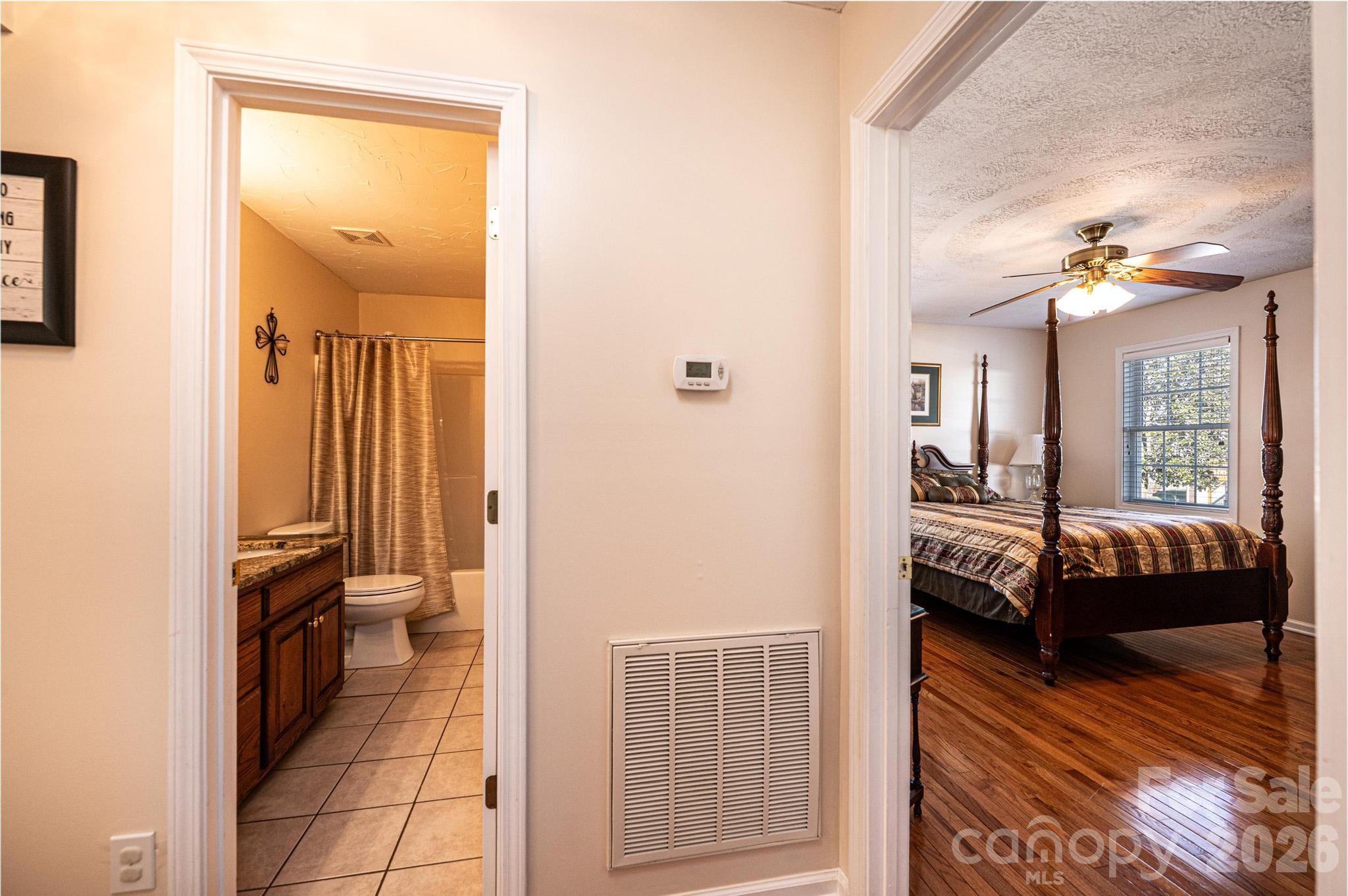 2576 Rolling Ridge Drive Hickory, NC 28602 - Photo 30 of 34