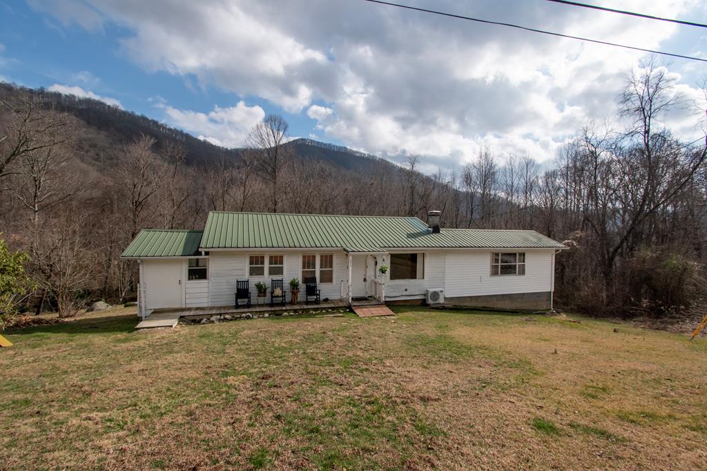 5834 Sweetwater Road Robbinsville, NC 28771 - Photo 1 of 39 Main View