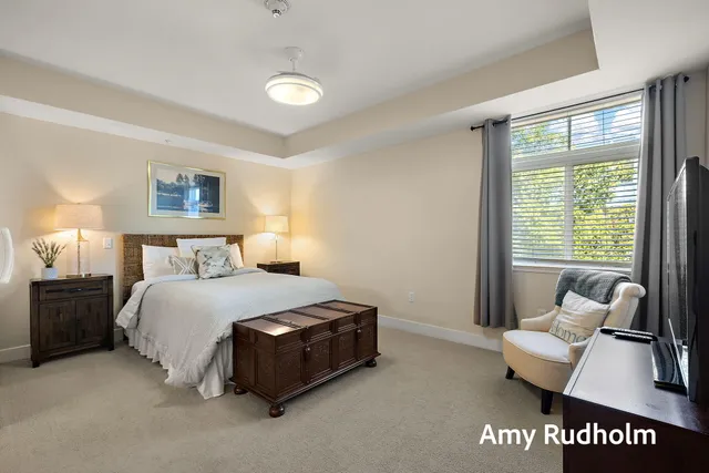 $289,900 | 529 Miller Drive, Unit 214, Grand Haven, MI 49417