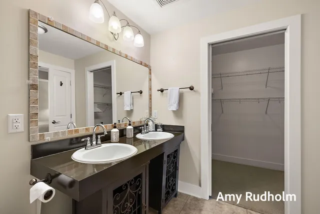 $289,900 | 529 Miller Drive, Unit 214, Grand Haven, MI 49417