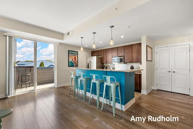 $289,900 | 529 Miller Drive, Unit 214, Grand Haven, MI 49417