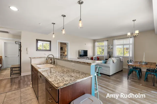 $289,900 | 529 Miller Drive, Unit 214, Grand Haven, MI 49417