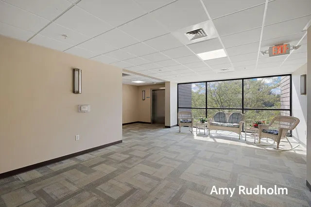 $289,900 | 529 Miller Drive, Unit 214, Grand Haven, MI 49417