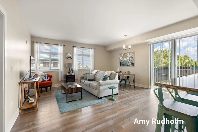 $289,900 | 529 Miller Drive, Unit 214, Grand Haven, MI 49417