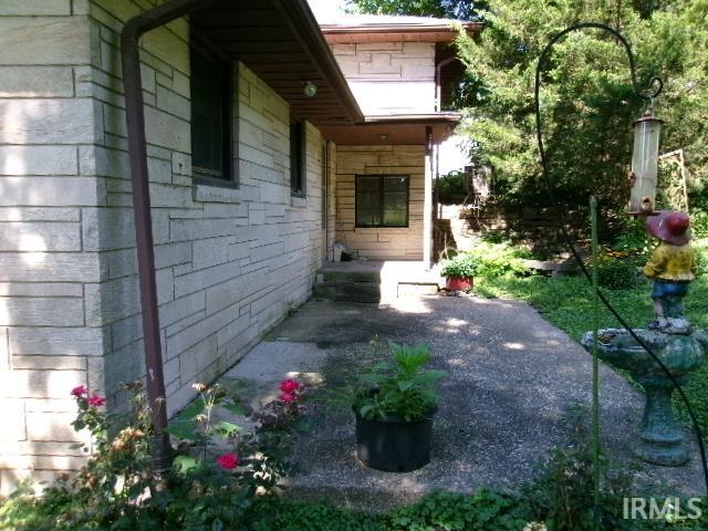 256 West Post Street Bloomfield, IN 47424 - Photo 14 of 20