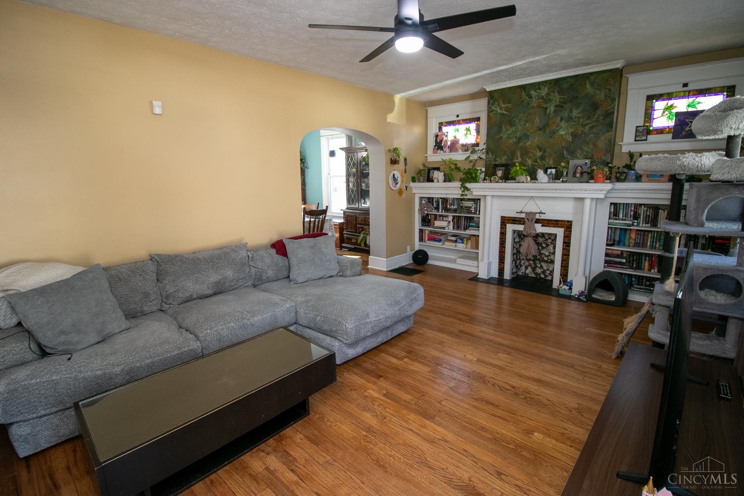 547 Rhea Avenue Hamilton, OH 45013 - Photo 2 of 45 Gallery Image 2