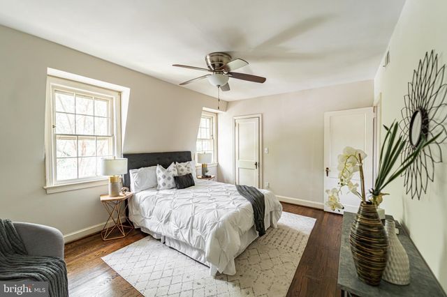 $860,000 | 205 Commonwealth Avenue, Alexandria, VA 22301