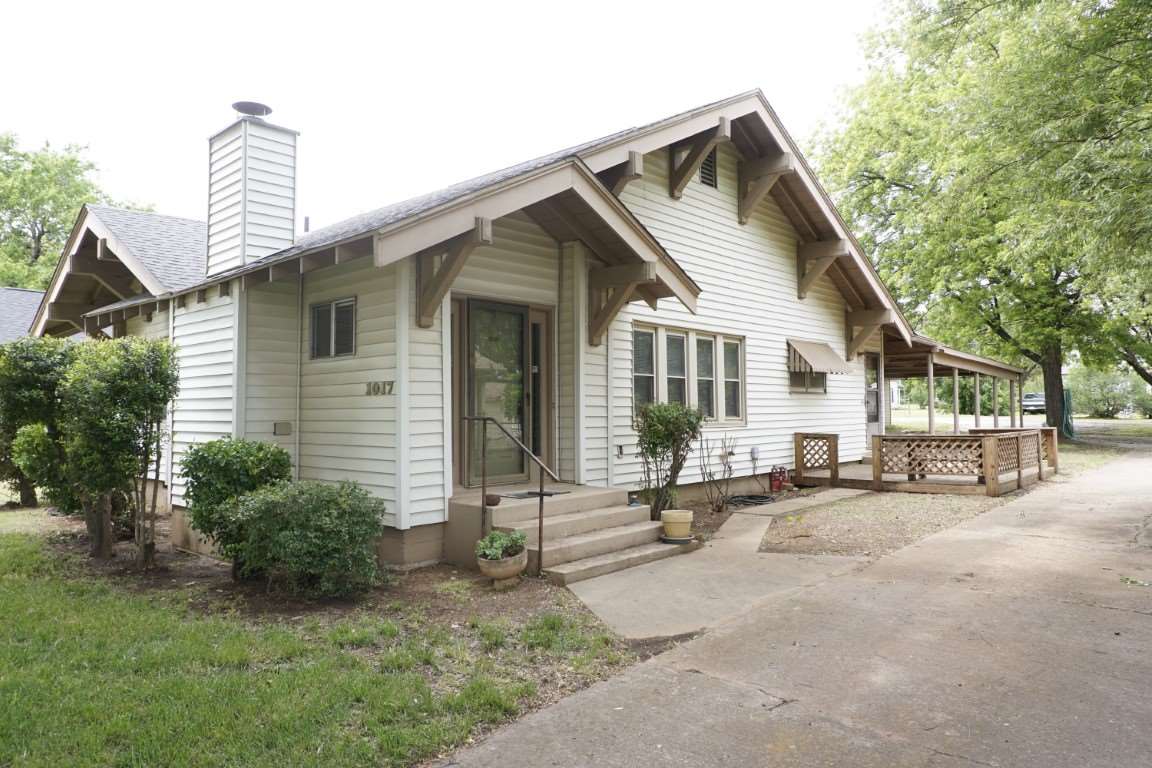 1017 Cedar Street Perry, OK 73077 - Photo 1 of 4 Gallery Image 1
